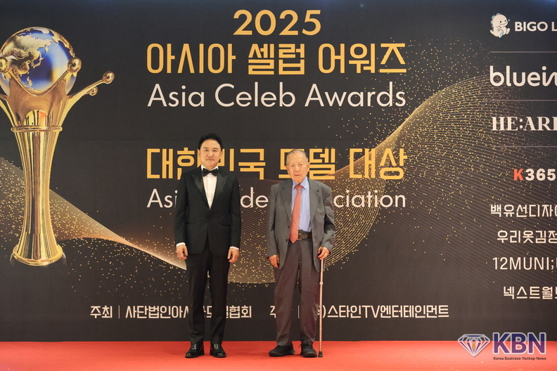 좌측-조우상 회장, 우측-김동호 전, 부산영화제조직위원장