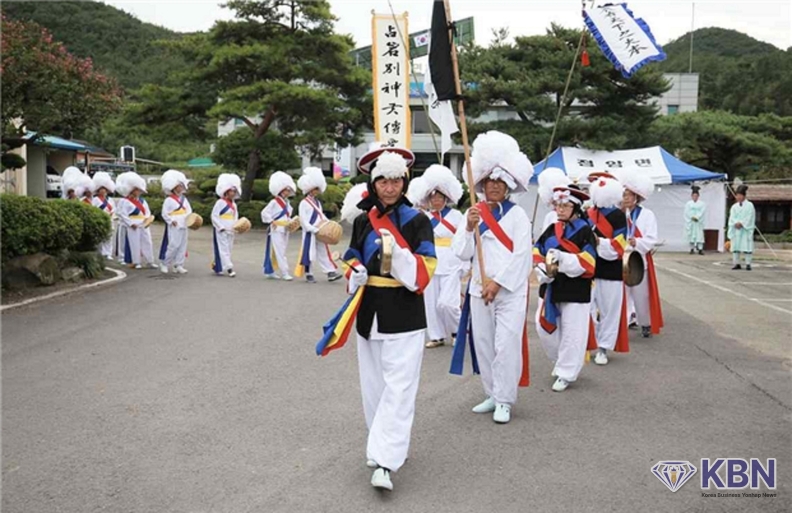 고흥 점암 대춘별신제(무형유산)는 마을 단위로 전승된 별신굿 형태의 민속 신앙으로, 제의성과 예술성을 동시에 지니고 있음