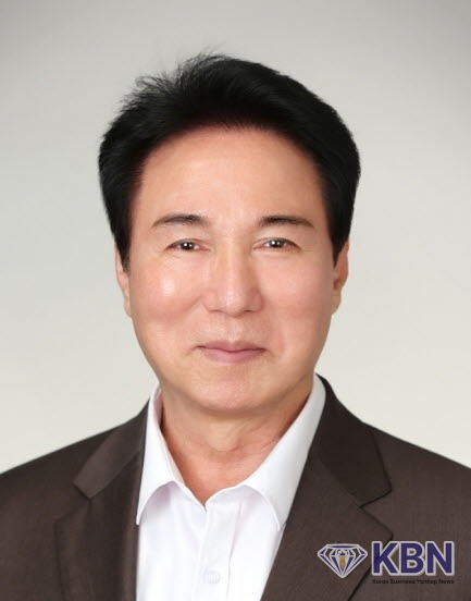 최창일 시인