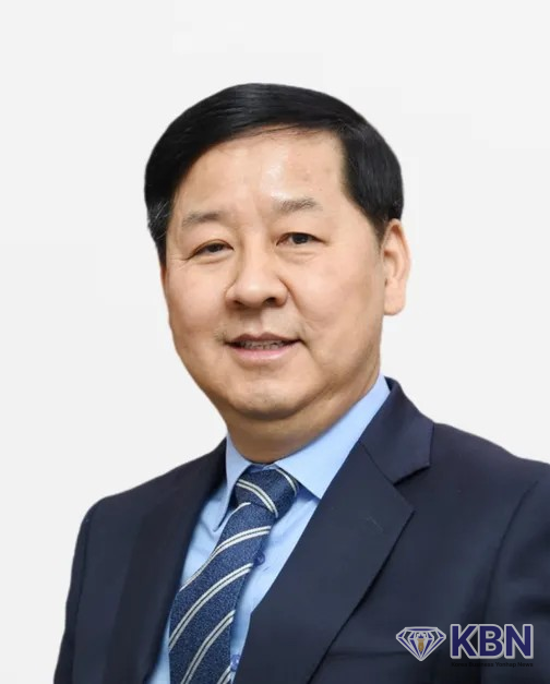 구윤철 능성구씨(綾城具氏) (30世孫) 경제부총리 겸 기획재정부장관