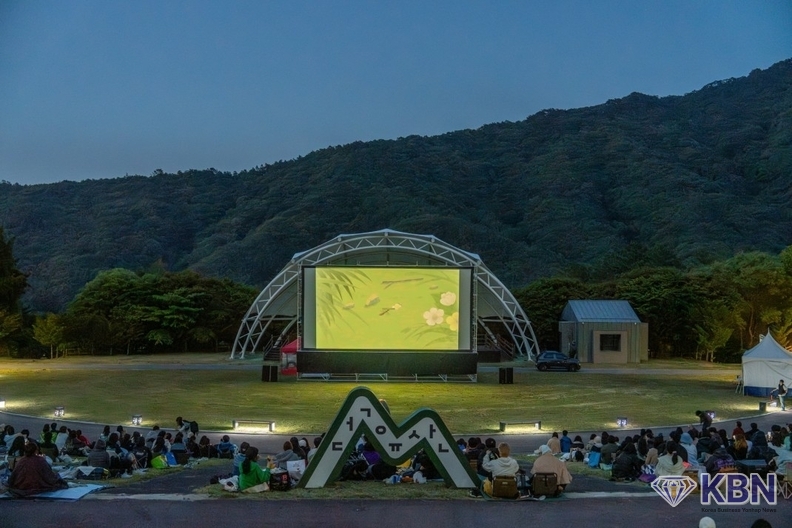 무주산골영화제 야외 영화 상영
