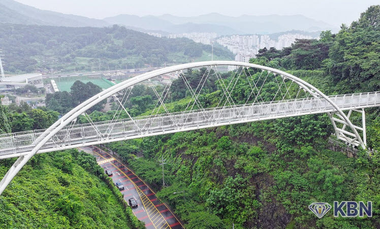 광주 제석산 구름다리