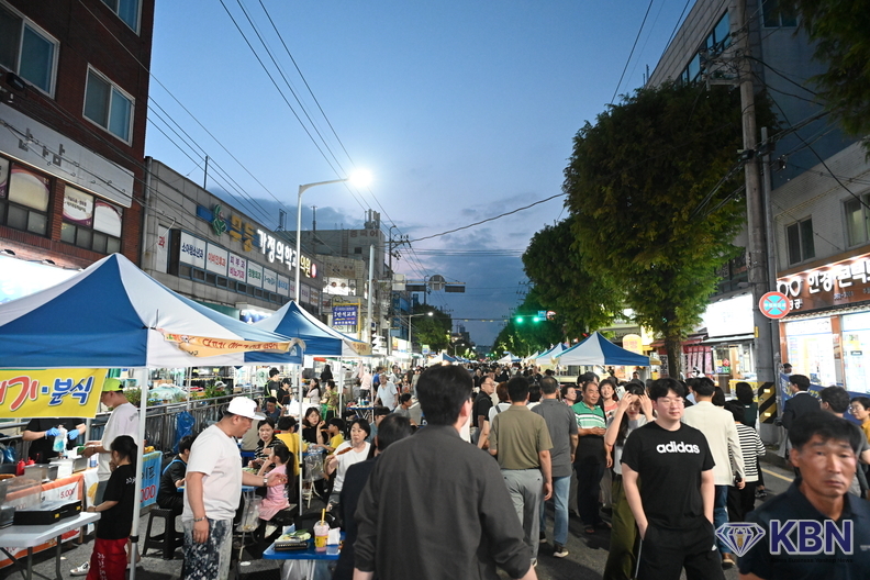군분로 글로벌 토요 야시장 개장식