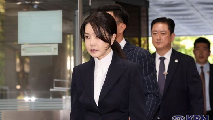 김건희 구속영장 발부…사상 첫 前대통령 부부 동시구속